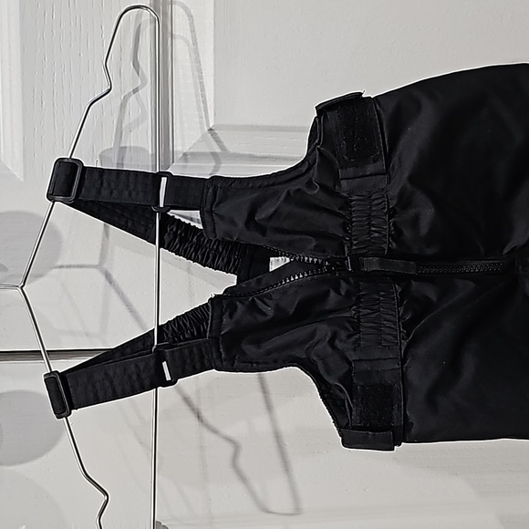 Cat and Jack Snowsuit - Picture 2 of 7